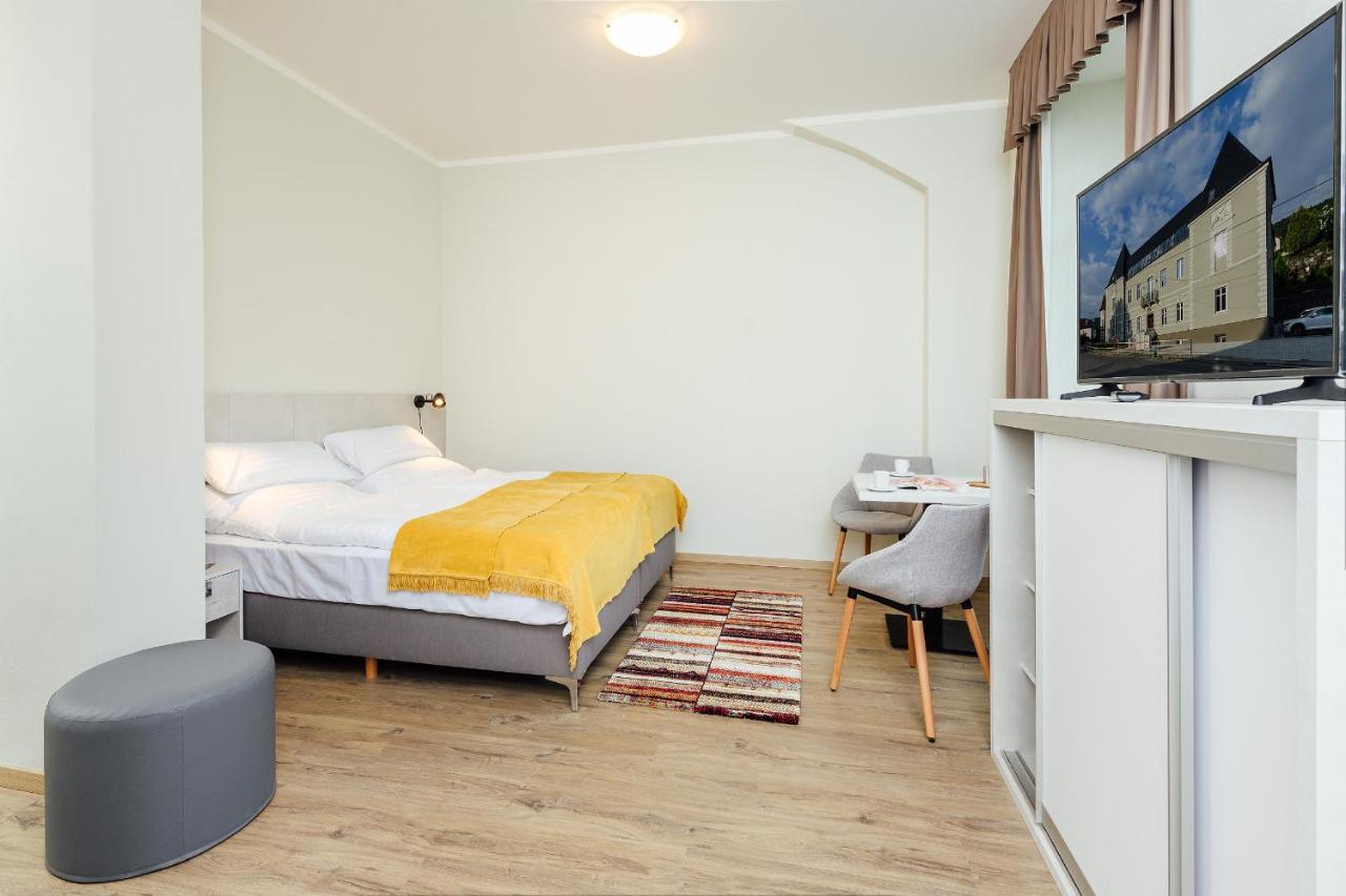 Trenčianske Teplice Apartmanovy Dom Grand - Contactless Check In المظهر الخارجي الصورة